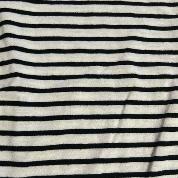 2 Maternity T Shirts - Picture 4 of 8